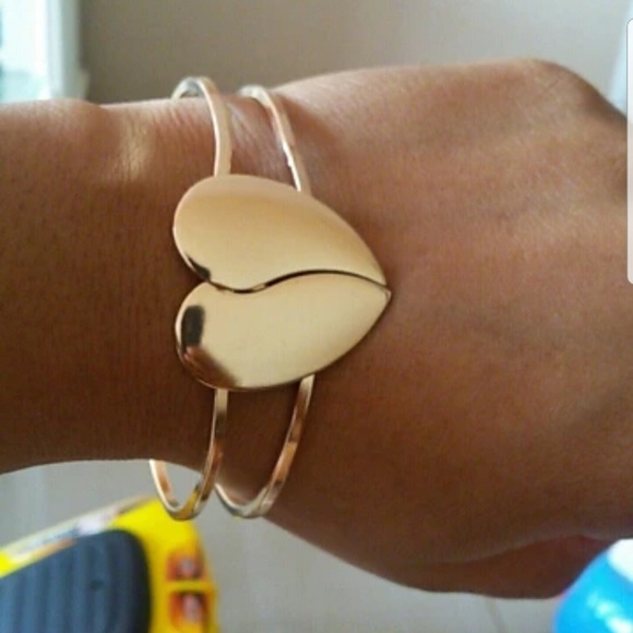 New Heart bangle bracelet cuff - Picture 4 of 8